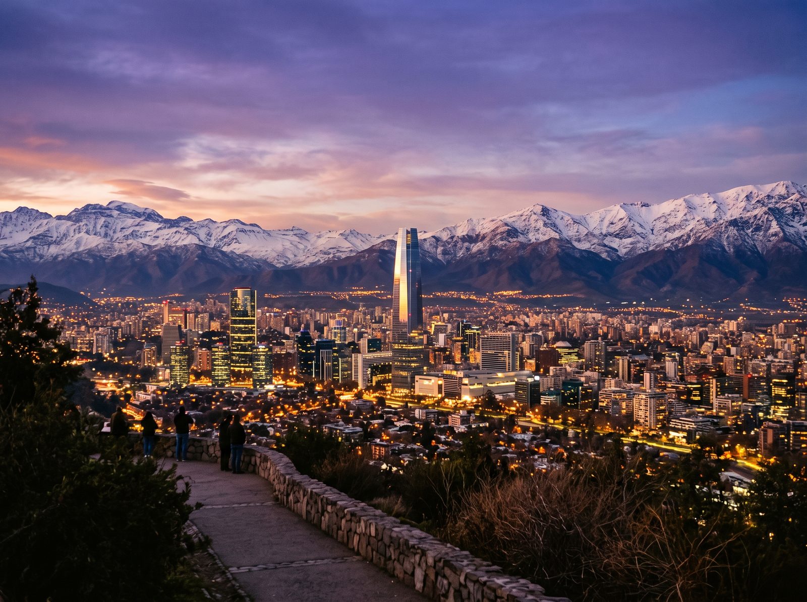 Santiago com a cordilheira dos Andes ao fundo